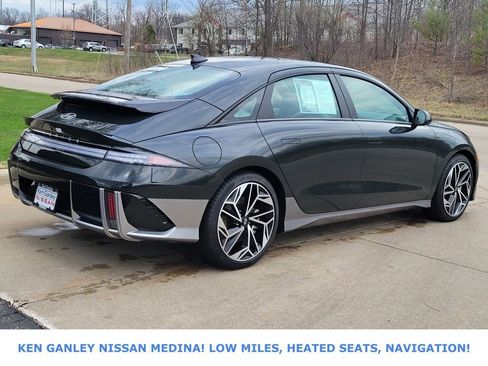 Used 2024 Hyundai Ioniq 6 SEL image 3