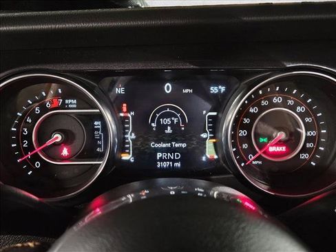 Used 2021 Jeep Wrangler Unlimited Rubicon w/ Trailer Tow Package image 11