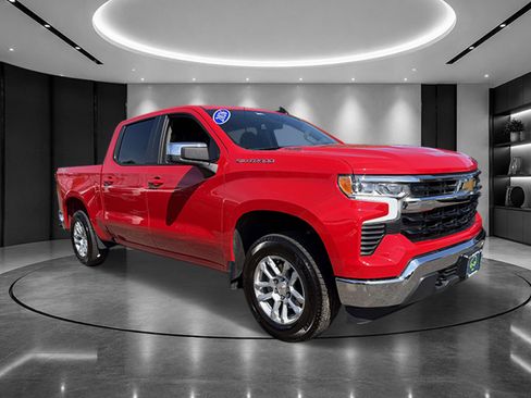 Certified 2026 Chevrolet Silverado 1500 LT AWD/4WD image 3