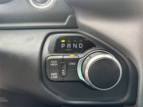 Used 2024 RAM 2500 Big Horn w/ Bed Utility Group image 32