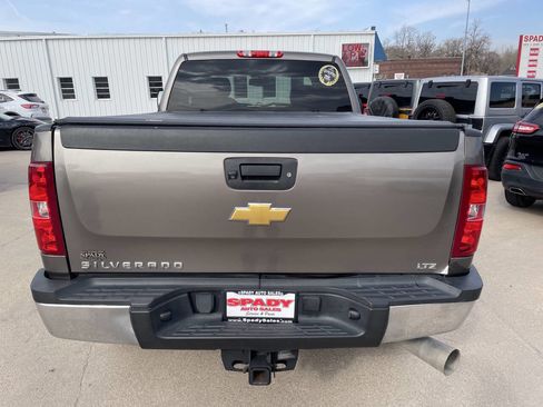 Used 2013 Chevrolet Silverado 2500 LTZ w/ Suspension Package, Off-Road AWD/4WD image 8