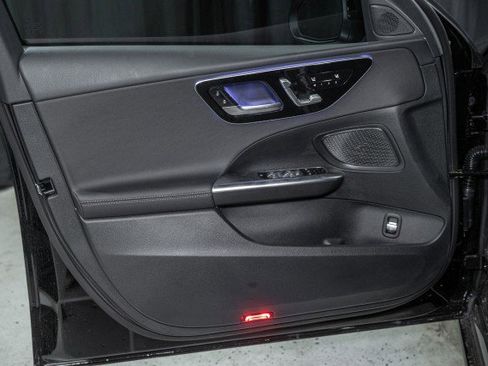 Certified 2025 Mercedes-Benz C 300 Sedan image 9