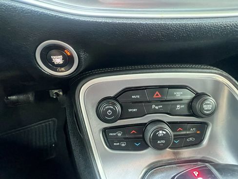 Used 2019 Dodge Challenger GT w/ Blacktop Package RWD image 26