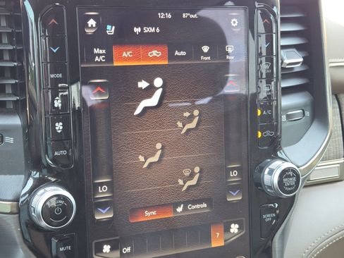 Used 2019 RAM 1500 Limited RWD image 36