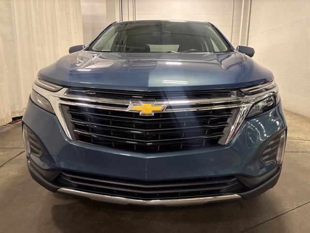 Used 2024 Chevrolet Equinox LT FWD image 2