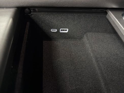 New 2026 Jeep Grand Wagoneer Limited image 32