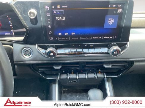 Used 2023 Chevrolet Colorado LT w/ LT Convenience Package AWD/4WD image 11