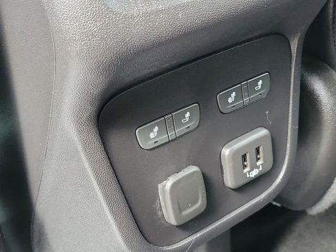 Used 2018 Chevrolet Equinox Premier AWD/4WD image 32