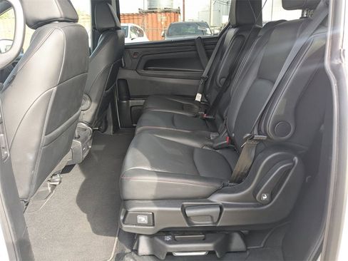 Used 2025 Honda Odyssey Sport-L image 26