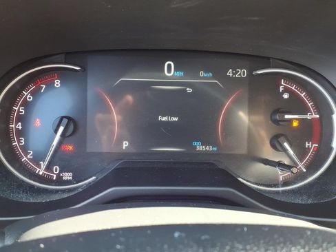 Used 2023 Toyota RAV4 LE AWD/4WD image 27