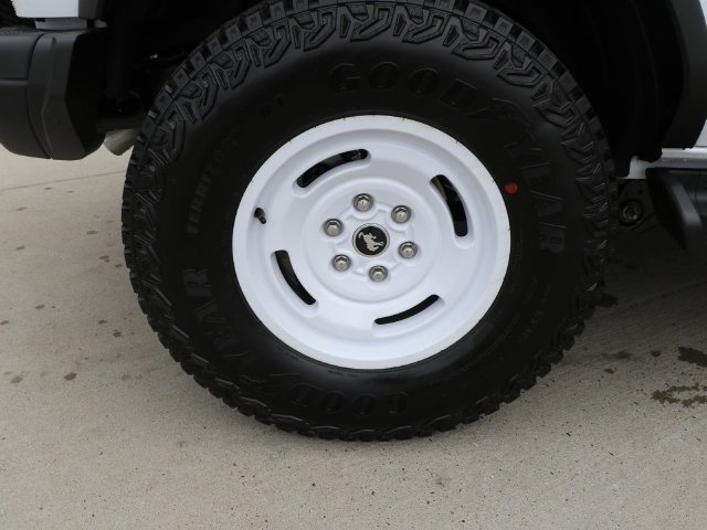 New 2026 Ford Bronco Heritage Edition AWD/4WD image 8