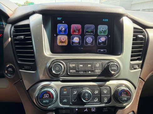 Used 2017 Chevrolet Tahoe Premier AWD/4WD image 16