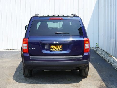 Used 2016 Jeep Patriot Sport w/ Power Value Group AWD/4WD image 5