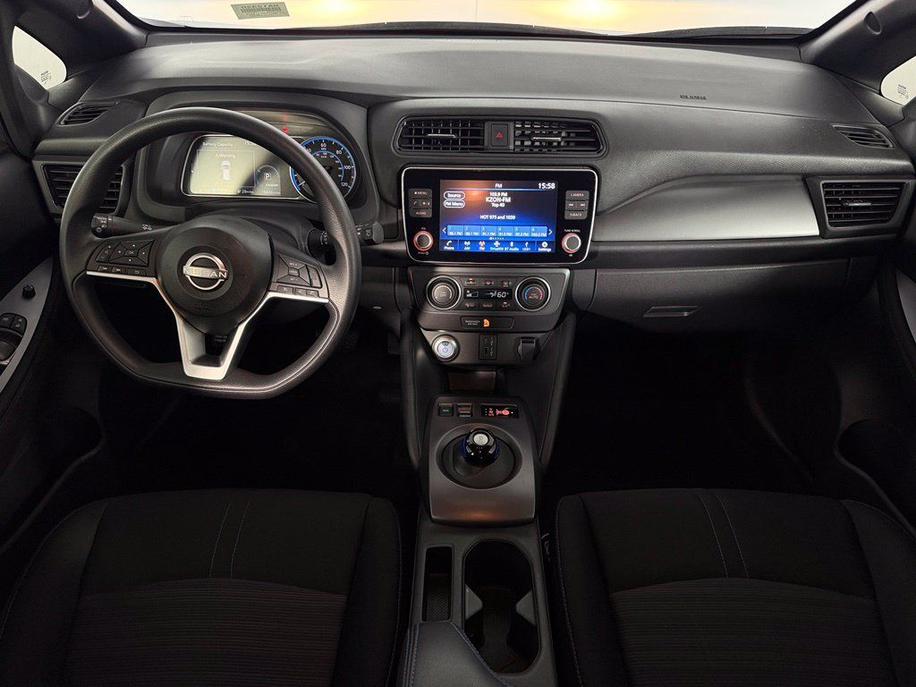 Used 2025 Nissan Leaf S FWD image 14