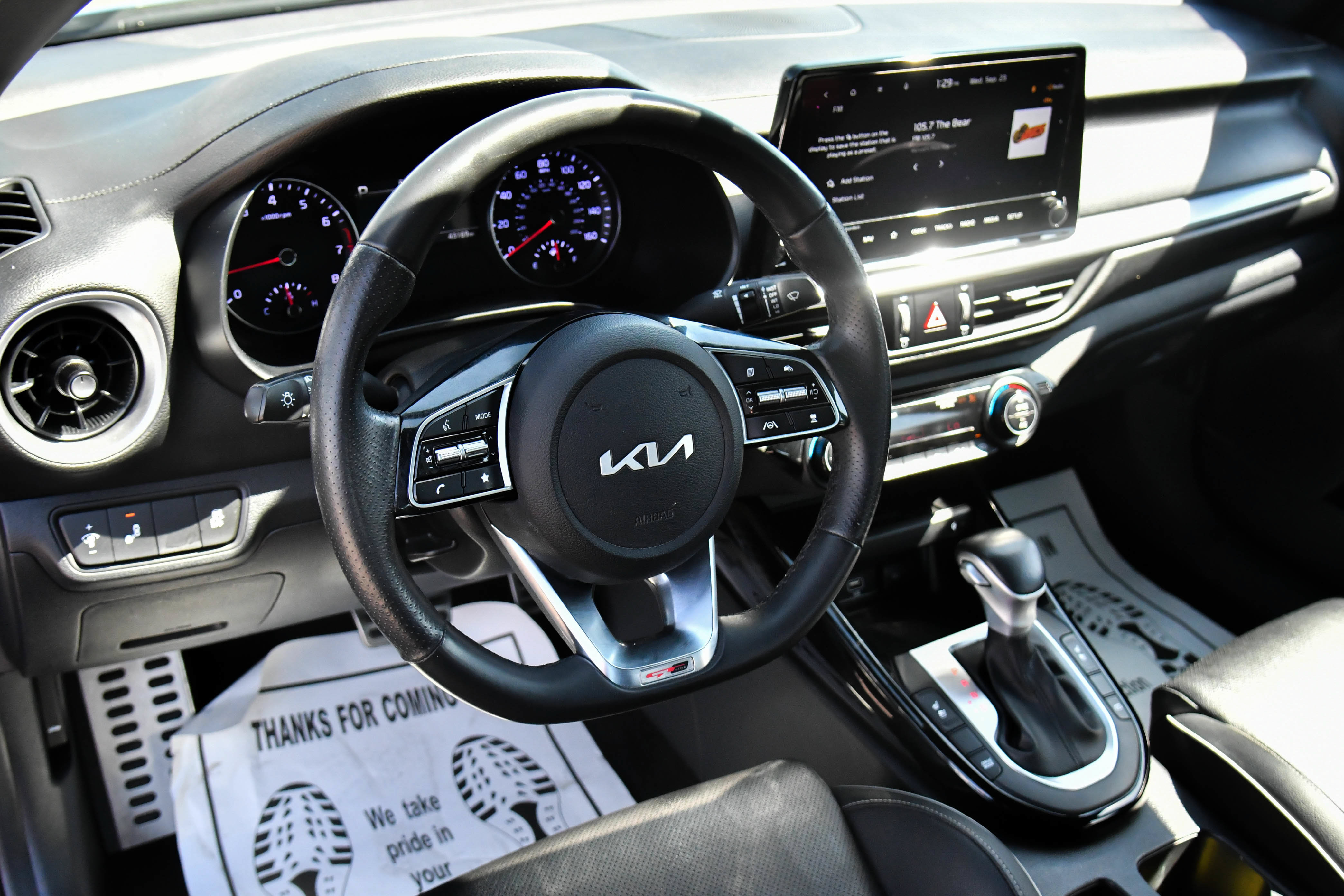 Used 2024 Kia Forte GT-Line w/ GT-Line Premium Package FWD image 16