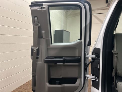 Used 2015 Ford F150 XL w/ Equipment Group 101A Mid image 14