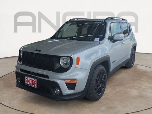 Used 2020 Jeep Renegade Altitude FWD image 4