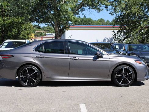 Used 2018 Toyota Camry XSE w/ Audio Package FWD image 5
