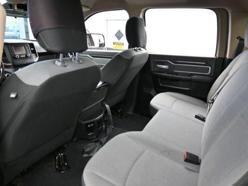 Used 2019 RAM 2500 Big Horn AWD/4WD image 35