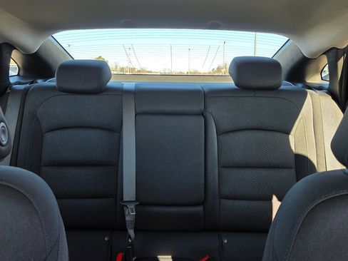 Used 2025 Chevrolet Malibu LT image 28