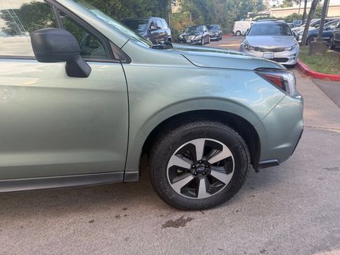 Used 2017 Subaru Forester 2.5i w/ Alloy Wheel Package AWD/4WD image 3
