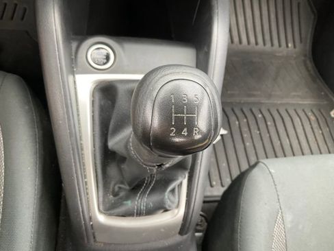 Used 2020 Nissan Versa S FWD image 10