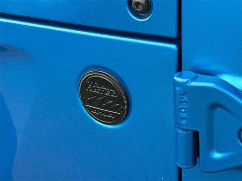 Used 2022 Jeep Wrangler Willys image 8