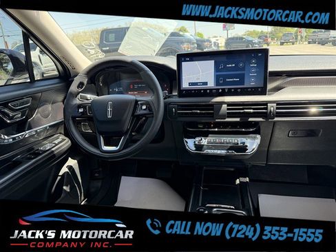 Used 2024 Lincoln Corsair Reserve w/ Equipment Group 201A AWD/4WD image 21