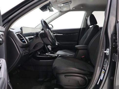 Used 2025 Kia Seltos S FWD image 17