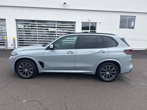Certified 2024 BMW X5 xDrive40i w/ M Sport Package AWD/4WD image 2