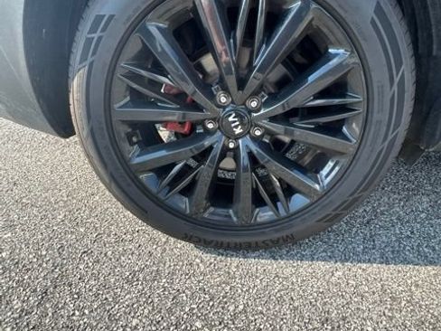 Used 2021 Kia Telluride SX w/ Towing Package FWD image 8