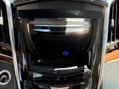 Used 2018 Cadillac Escalade ESV Luxury RWD image 41