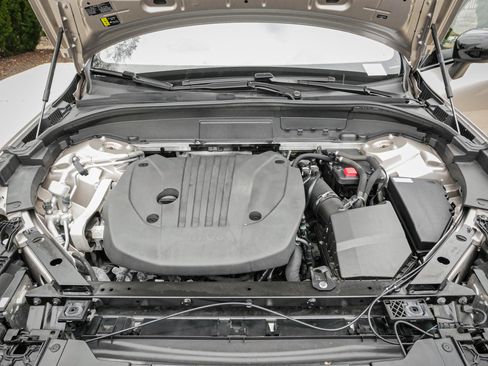 Used 2024 Volvo XC60 B5 Core image 34