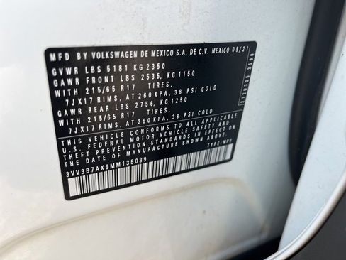 Used 2021 Volkswagen Tiguan SE image 24