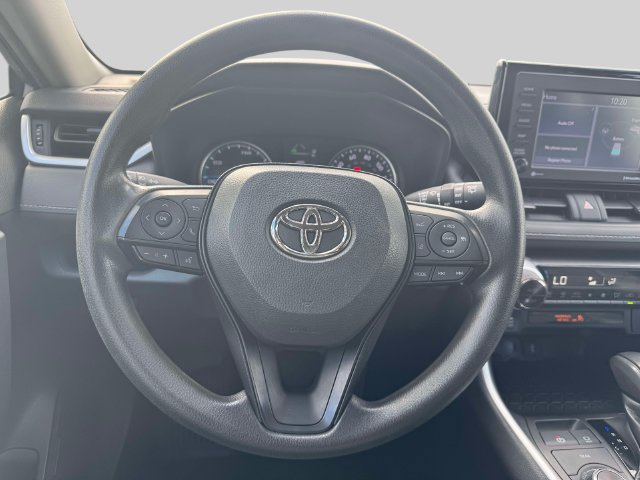 Used 2022 Toyota RAV4 XLE AWD/4WD image 19