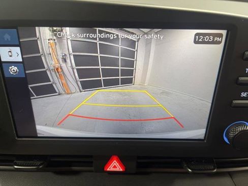 New 2025 Hyundai Elantra Sport image 13