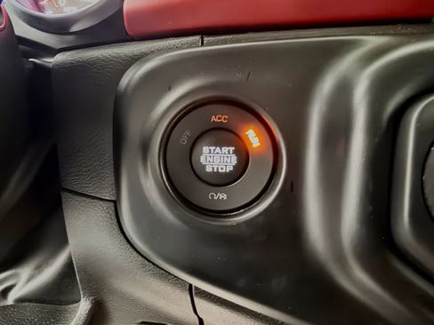 Used 2022 Jeep Gladiator Rubicon w/ Trailer Tow Package image 29