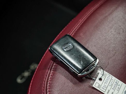 Used 2023 MAZDA CX-5 Carbon Edition image 26