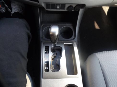 Used 2013 Toyota Tacoma 4x4 Access Cab V6 w/ SR5 Pkg image 14