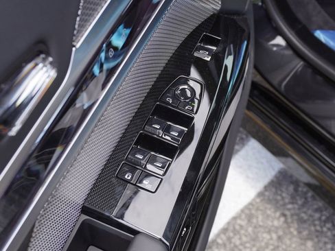 New 2025 BMW 740i w/ Executive Package image 19