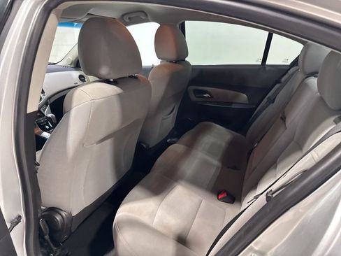 Used 2014 Chevrolet Cruze LT FWD image 26