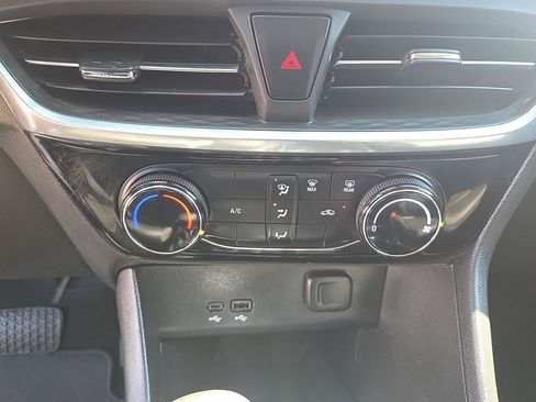 Used 2024 Buick Encore GX Sport Touring AWD/4WD image 20