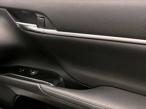 Used 2019 Toyota Camry XSE image 24