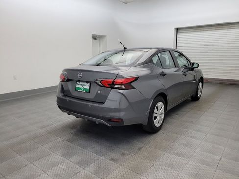 Used 2025 Nissan Versa S w/ Trunk Package image 9