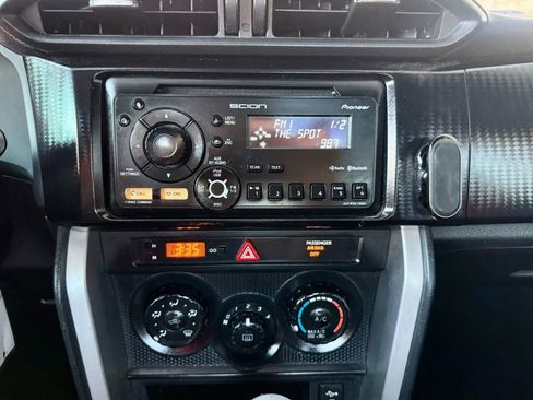 Used 2013 Scion FR-S image 32