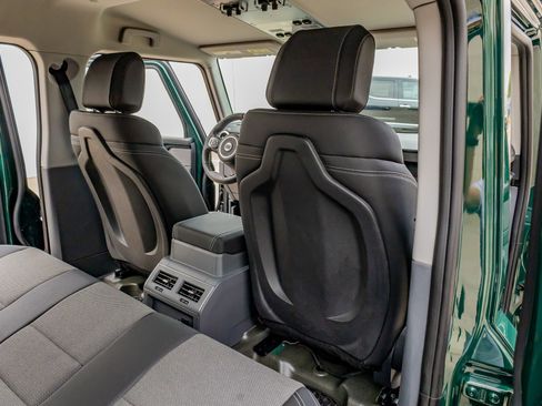 Used 2025 INEOS Grenadier AWD/4WD image 29