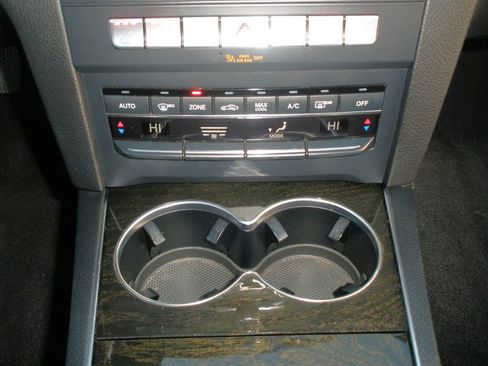 Used 2014 Mercedes-Benz E 350 Cabriolet image 40