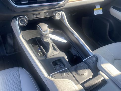 New 2026 Toyota Grand Highlander Limited image 20