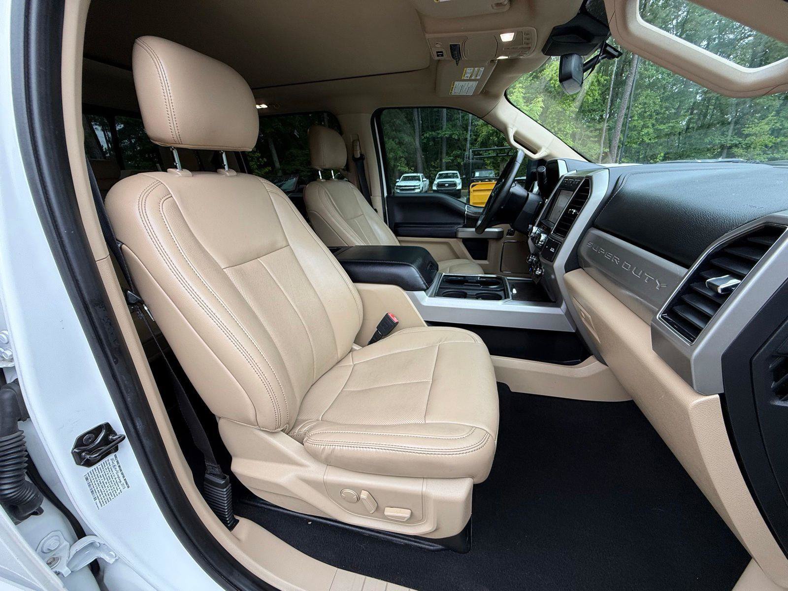 Used 2020 Ford F250 Lariat w/ Lariat Ultimate Package AWD/4WD image 29