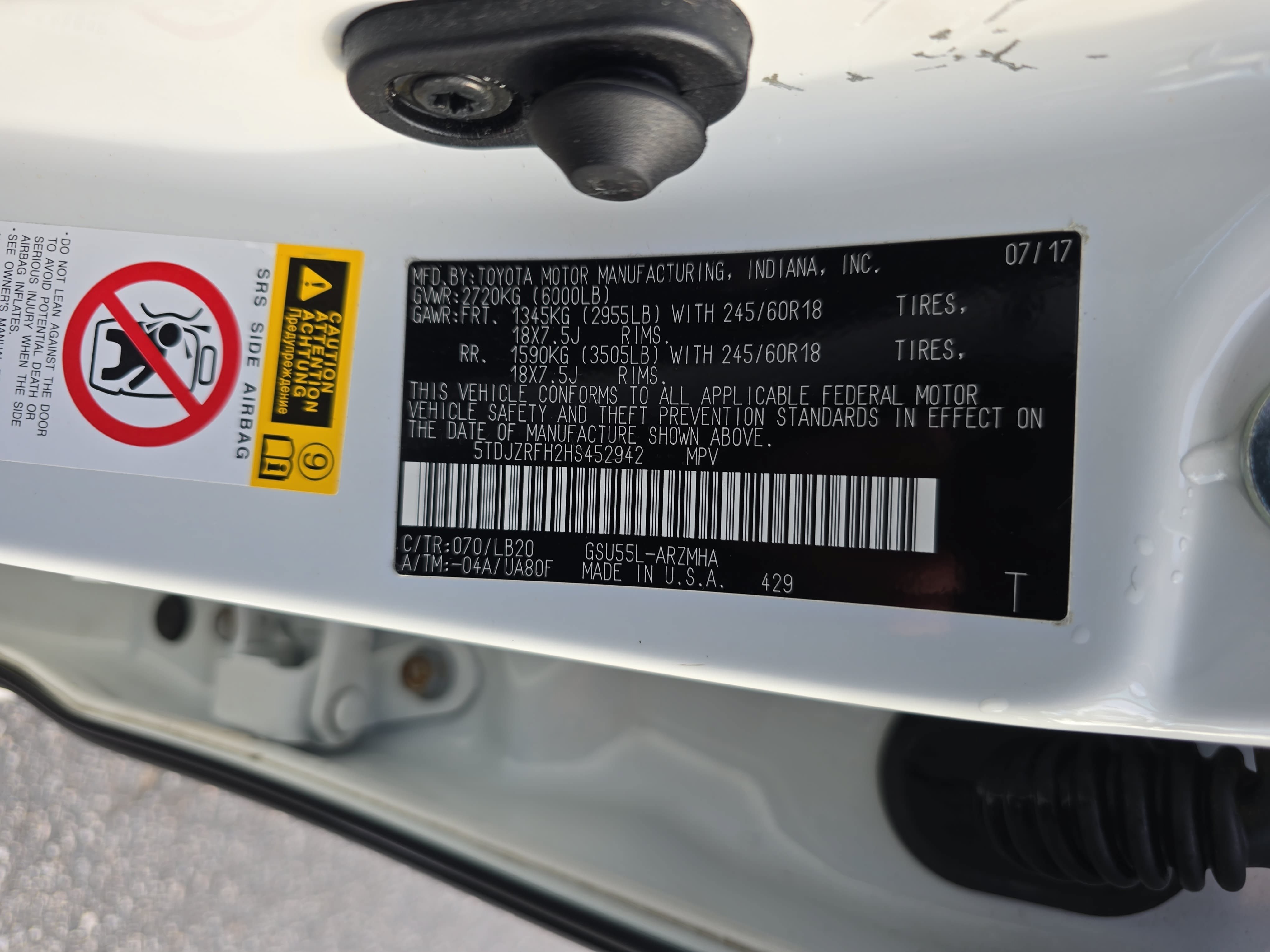 Used 2017 Toyota Highlander XLE AWD/4WD image 36